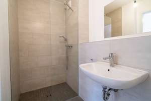 Zweizimmerwohnung mit umlaufendem Nord-Westbalkon und Einbauküche – Dr.-Gessler-Straße 2, 93051 Großprüfening-Dechbetten-Königswiesen, Regensburg – Vorschaubild 7