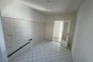Schöne helle 3-Zimmerwohnung mit Balkon zu vermieten !!! – Die vollständige Adresse der Immobilie erhältst du vom Anbieter., 38118 Westliches Ringgebiet, Braunschweig – Vorschaubild 2