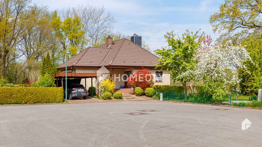 Immobilie in Hitzhusen - Unglaublich schön! Bungalow auf 7300m² großem Grundstück in Waldrandlage und Teich - Bild 2