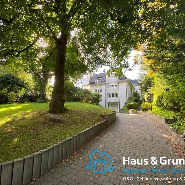 *** Wohnung im repräsentativen Anwesen - TOP - Wohnlage Aachen - Südviertel ***