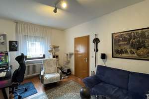 Modernisierungsbedürftige Doppelhaushälfte mit viel Potenzial in Waldbronn-Reichenbach. – Die vollständige Adresse der Immobilie erhältst du vom Anbieter., 76337 Waldbronn – Vorschaubild 3