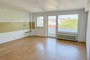 Zentral gelegene 2-Zimmer-Wohnung im 5. OG mit Aufzug und Balkon  – Kronprinzenstr.  115, 40217 Düsseldorf – Vorschaubild 1