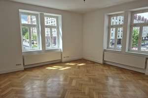 Helle, großzügig geschnittene Wohnung in denkmalgeschütztem Haus in München – Die vollständige Adresse der Immobilie erhältst du vom Anbieter., 81541 Obere Au, München – Vorschaubild 1