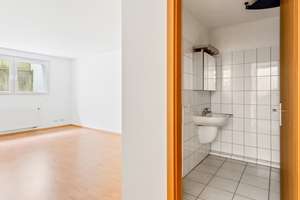 Exklusives Townhouse in sehr guter Lage! Vollklimatisiert und neue EBK - Nähe der ISD – Die vollständige Adresse der Immobilie erhältst du vom Anbieter., 40474 Lohausen, Düsseldorf – Vorschaubild 17
