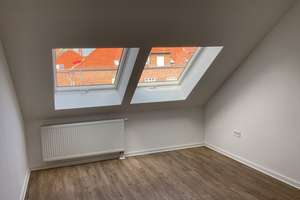 Ausgebaute Dachgeschosswohnung - ab sofort vermietbar! – Germaniastr. 10 c, 12099 Tempelhof, Berlin – Vorschaubild 4