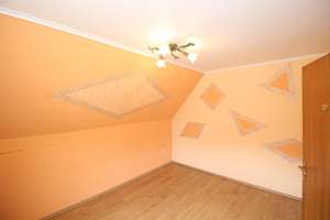 Einfamilienhaus mit Garage, 3 Pkw-Stellplätzen und Terrasse in Kropp – Die vollständige Adresse der Immobilie erhältst du vom Anbieter., 24848 Kropp – Vorschaubild 14