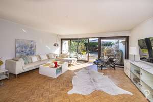Charmantes Split-Level-Reihenendhaus in unmittelbarer Rheinnähe im Herzen von Düsseldorf-Benrath – Die vollständige Adresse der Immobilie erhältst du vom Anbieter., 40597 Benrath, Düsseldorf – Vorschaubild 3