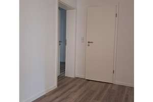 * Singlewohnung * Balkon * EINBAUKÜCHE * Badezimmer * Stellplatz * FREI – Zeißstraße 73, 9131 Hilbersdorf, Chemnitz – Vorschaubild 6