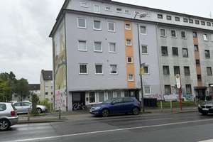 Kapitalanlage mit Entwicklungspotenzial – Aufgeteiltes 9-Familienhaus mit 2 Garagen in Dortmund