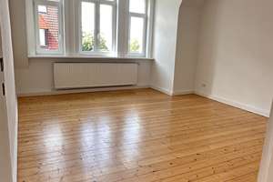 Wunderschöne 3-Zimmer-Altbauwohnung mit neuer Küche & ruhigem Innenhofbalkon – Podbielskistraße 131, 30177 List, Hannover – Vorschaubild 3