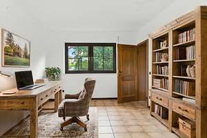 Großzügiges Einfamilienhaus mit Gewerbeoption in Neu-Anspach – 9 Zimmer, Balkon, Weitblick & Sauna – Die vollständige Adresse der Immobilie erhältst du vom Anbieter., 61267 Neu-Anspach – Vorschaubild 10