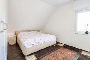 Großzügiges Familienwohnen – Doppelhaushälfte mit Einliegerwohnung und Mieteinnahmen – Die vollständige Adresse der Immobilie erhältst du vom Anbieter., 64285 Bessungen, Darmstadt – Vorschaubild 7