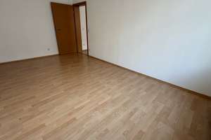 Whg. im 2.OG ! Küche mit Balkonzugang / Laminat / Bad mit Wanne  u.v.m. – Fürstenstraße 62, 9130 Sonnenberg, Chemnitz – Vorschaubild 16