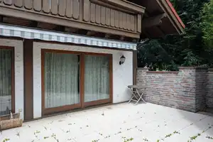 Idyllisches Einfamilienhaus mit Garten und Sauna – Frankfurt am Main – Vorschaubild 5