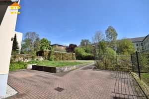 Wohnen direkt am Park mit Balkon und Stellplatz! – Josephinenplatz 5, 9113 Chemnitz – Vorschaubild 3