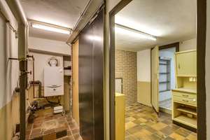 Zweifamilienhaus in Aachen-Forst – großes Grundstück, 4 Garagen & ruhige Lage – Die vollständige Adresse der Immobilie erhältst du vom Anbieter., 52078 Forst, Aachen – Vorschaubild 49