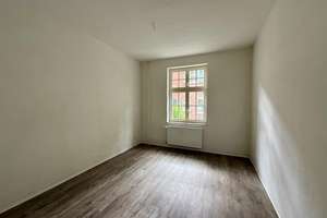 ERDGESCHOSS - 3 ZIMMER WOHNUNG MIT BALKON - LEER!!! – Rosenbergstraße 7, 47259 Hüttenheim, Duisburg – Vorschaubild 5
