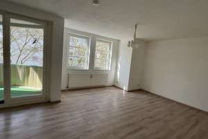 Erstbezug nach Sanierung: 2-Zi-Wohnung mit Balkon im 3. OG in Köln-Weiden