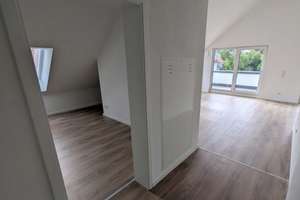 A+ Dachgeschosswohnung mit sonnigem Balkon in Top Lage – Die vollständige Adresse der Immobilie erhältst du vom Anbieter., 80999 Untermenzing, München – Vorschaubild 12