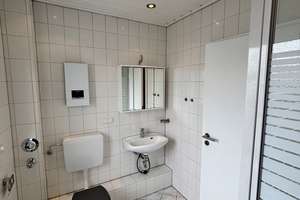 Wohnung mit zwei Zimmern, Flur und Einbauküche ruhig trotz Nähe HBF und Stadt, Mönchengladbach – Lürriper Straße 270, 41065 Lürrip, Mönchengladbach – Vorschaubild 8
