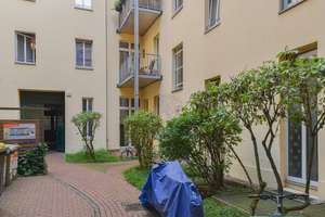 RUHIGE ALTBAUWOHNUNG IM BELIEBTEN SIMON-DACH-KIEZ | IM GARTENHAUS 4.OG OHNE AUFZUG |PROVISIONSFREI | – Libauer Str. 6, 10245 Friedrichshain, Berlin – Vorschaubild 9