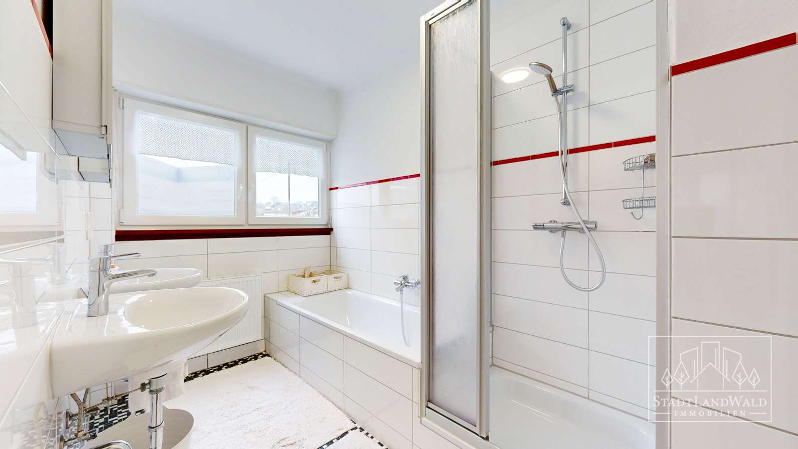 Immobilie in Lemberg - Investieren mit Weitblick – Gepflegtes 3-Familienhaus in der Südwestpfalz - Bild 1