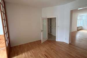 Charmantes Altbau-Juwel im Herzen von Berlin: Großzügige 4-Zimmer-Wohnung in begehrter Lage – Die vollständige Adresse der Immobilie erhältst du vom Anbieter., 10717 Wilmersdorf, Berlin – Vorschaubild 7