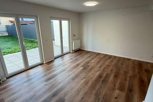 Riedstadt-Erfelden. Reihenmittelhaus mit Garten