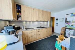 Modernisiertes Zweifamilienhaus mit zahlreichen Möglichkeiten! – Die vollständige Adresse der Immobilie erhältst du vom Anbieter., 56070 Neuendorf, Koblenz – Vorschaubild 2
