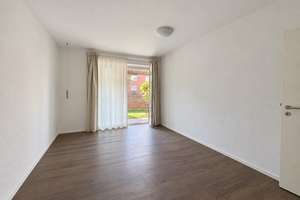 Großzügige 3-Zimmer-Wohnung mit eigenem Garten, Terrasse und Tiefgaragenstellplatz in Hannover-Bothf – 30657 Sahlkamp, Hannover – Vorschaubild 10
