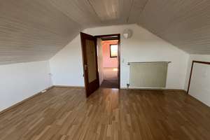 SONNENLAGE! Großes EFH (160 m²) + Doppelgarage + Hobbyräume,Balkon, Terrasse  – Kesseltalstraße 46, 86660 Tapfheim – Vorschaubild 4