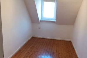 Attraktive 3-Zimmer-DG-Wohnung in Braunschweig – Die vollständige Adresse der Immobilie erhältst du vom Anbieter., 38118 Westliches Ringgebiet, Braunschweig – Vorschaubild 2