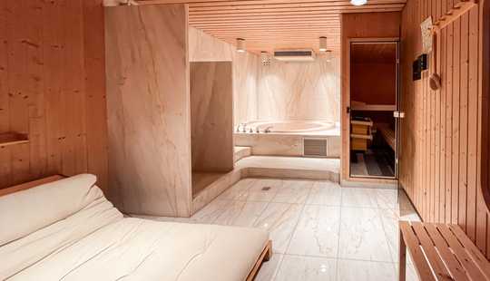 Bild von Wohnen mit Wow-Effekt! Eigene Wellness-Oase, 6 Zi., Doppel-TG, nicer Garten! Wiesbaden Georgenborn