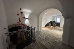 Wohnen & Vermieten: Historisches Stadthaus mit 5 Wohnungen im Herzen von Waldkirchen – Die vollständige Adresse der Immobilie erhältst du vom Anbieter., 94065 Waldkirchen – Vorschaubild 8