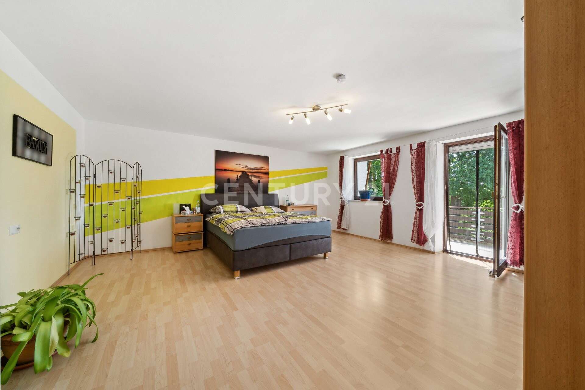 Immobilie in Niederviehbach - Ihr neues Zuhause in idyllischer Hanglage – viel Platz zum Leben und Wohlfühlen - Bild 0