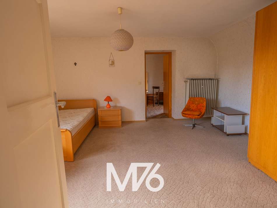Schlafzimmer 1