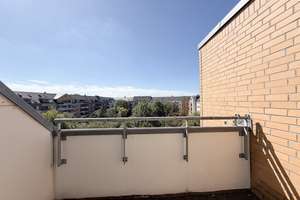 2-Zimmer-Dachgeschosswohnung mit Balkon und Badewanne – Emilienstraße 2, 9113 Schloßchemnitz, Chemnitz – Vorschaubild 9
