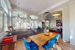 Moderne Wohnung in exklusiver Altbauvilla mit zwei separaten Wohneinheiten und idyllischem Garten... – Die vollständige Adresse der Immobilie erhältst du vom Anbieter., 65189 Südost, Wiesbaden – Vorschaubild 5