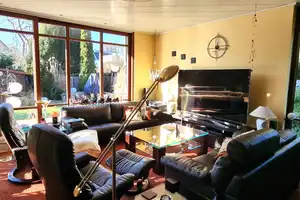 Exklusives Architektenhaus im Grünen auf einem optimal gelegenen Hinterliegergrundstück – Berlin – Vorschaubild 10