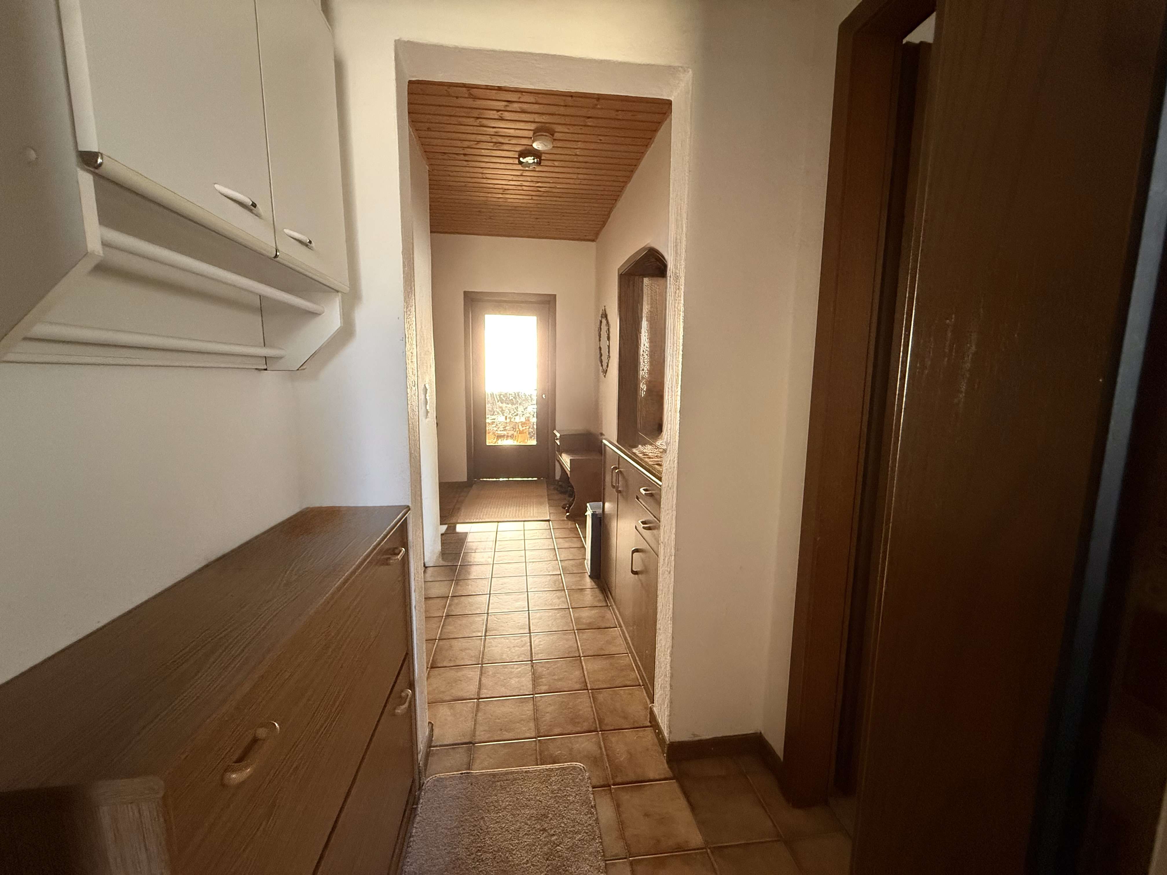 Großzügiges 6-Zimmerapartment in zentraler Lage, Hannover Kreis – Bild 3