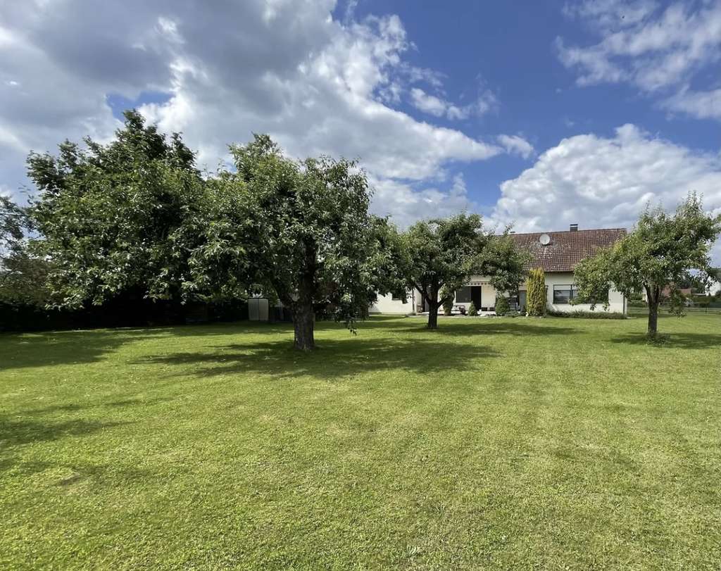 Immobilie in Schwenningen - Modernisiertes Einfamilienhaus mit Traumgarten in ruhiger Ortsrandlage  - Bild 4