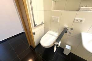 Barrierefreier modernisierter Bungalow mit Wintergarten in Nürnberg-Langwasser! – Die vollständige Adresse der Immobilie erhältst du vom Anbieter., 90473 Langwasser Südost, Nürnberg – Vorschaubild 31