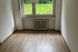 4,5-Zimmerwohnung im Erdgeschoß mit Terrasse und Garten inklusive Tiefgaragenstellplatz – Die vollständige Adresse der Immobilie erhältst du vom Anbieter., 50859 Weiden, Köln – Vorschaubild 7