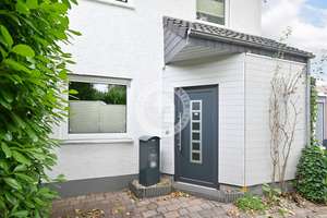 "Willkommen daheim!" - Gemütliches und energieeffizientes Zuhause mit Kamin und weitläufigem Garten – Die vollständige Adresse der Immobilie erhältst du vom Anbieter., 44319 Wickede, Dortmund – Vorschaubild 2