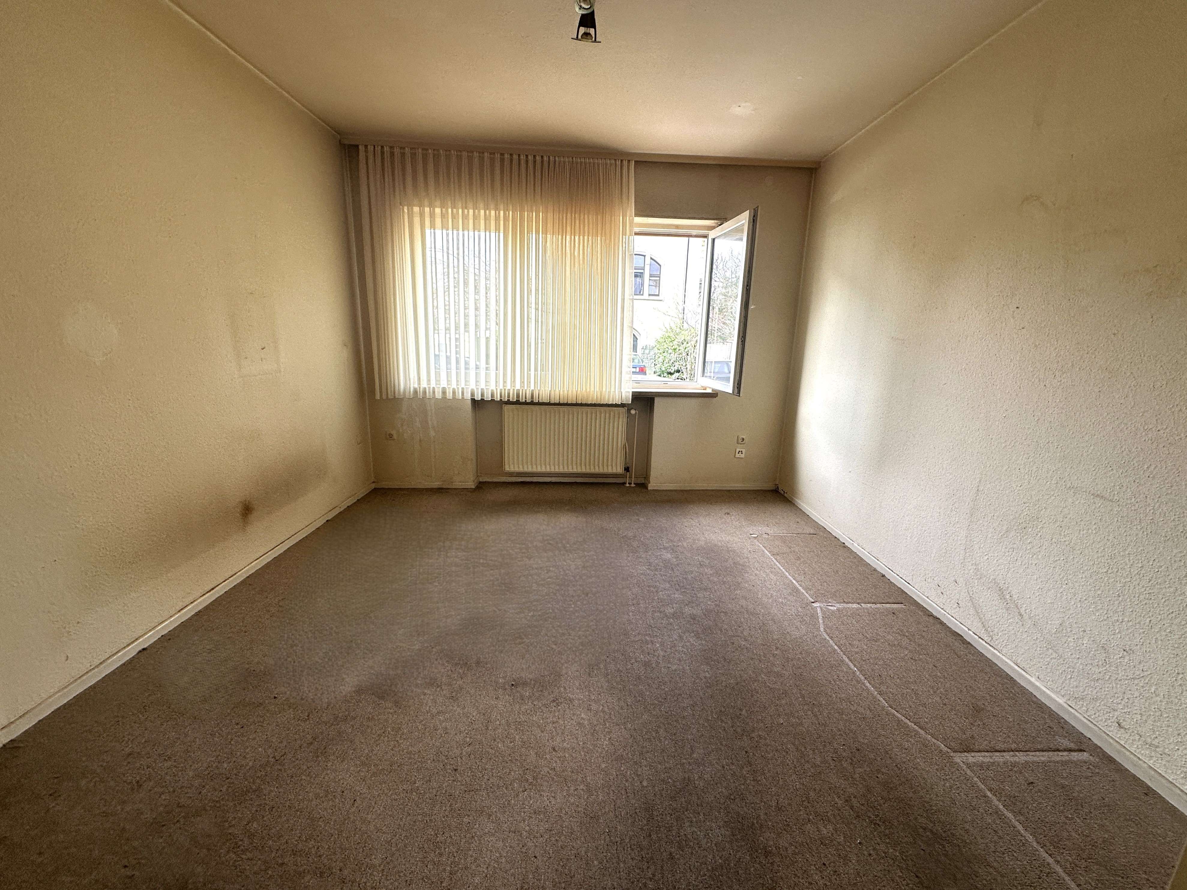 Immobilie in Düren - Sonniges 1-2 Familienhaus in 52351 Düren - Bild 1