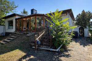 Einfamilienhaus im Bungalowstil mit großem Garten in Kaulsdorf-Süd