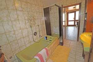 Mehrfamilienhaus mit Einliegerwohnung - Nebengebäude und Werkstatt für gew. Nutzung auf 3.846 qm – Günzburg (Kreis) – Vorschaubild 14