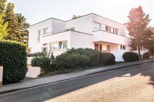 ARCHITEKTENHAUS IM BAUHAUS-STIL, IN SÜDLAGE ÜBER 3 ETAGEN! – Die vollständige Adresse der Immobilie erhältst du vom Anbieter., 41239 Schrievers, Mönchengladbach – Vorschaubild 2