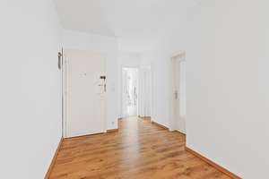 Charmante 3 Zimmer - Eigentumswohnung mit Südbalkon und Blick ins Grüne – bezugsfrei und modernis... – Die vollständige Adresse der Immobilie erhältst du vom Anbieter., 22149 Rahlstedt, Hamburg – Vorschaubild 1