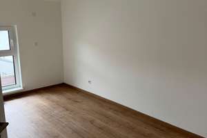 Neubau Erstbezug! moderne DHH mit EBK in Erding – Die vollständige Adresse der Immobilie erhältst du vom Anbieter., 85435 Erding – Vorschaubild 2